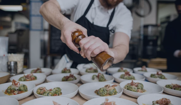 10 Coverage Gaps Hiding in Your Restaurant's Instant-Issue Policy